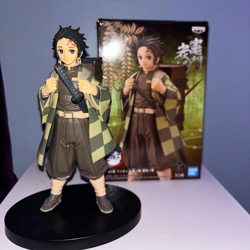 Tanjiro Kamado Bandai Figure Demon Slayer Action Figure With Box
